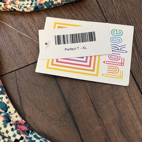 NEW Lularoe perfect tee yellow, teal and coral - Picture 3 of 6
